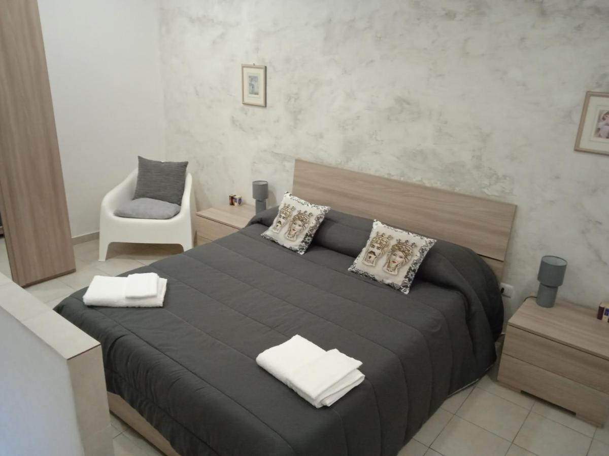 Case Serena Vacanze Relax Catánia Buitenkant foto